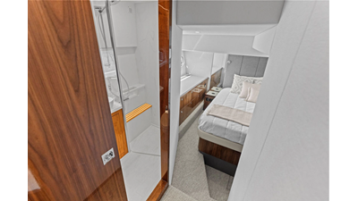 2026 RIVIERA 4600 Sport Yacht Platinum Edition - photo 38