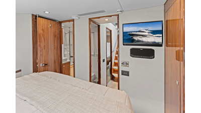 2026 RIVIERA 4600 Sport Yacht Platinum Edition - photo 43