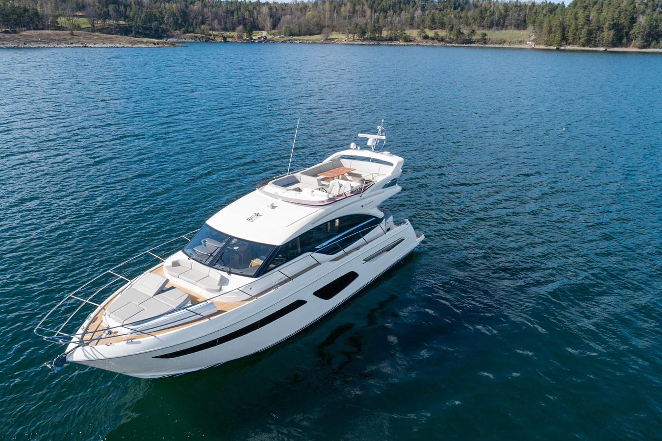 2018 PRINCESS YACHTS F55 — photograph 3