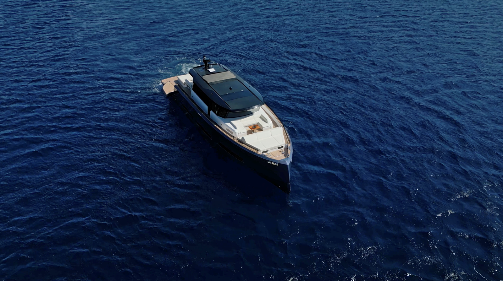 2025 PARDO YACHTS GT75 — photograph 3