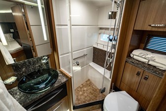 2017 SEA RAY L650 - photo 34