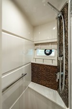 2017 SEA RAY L650 - photo 36