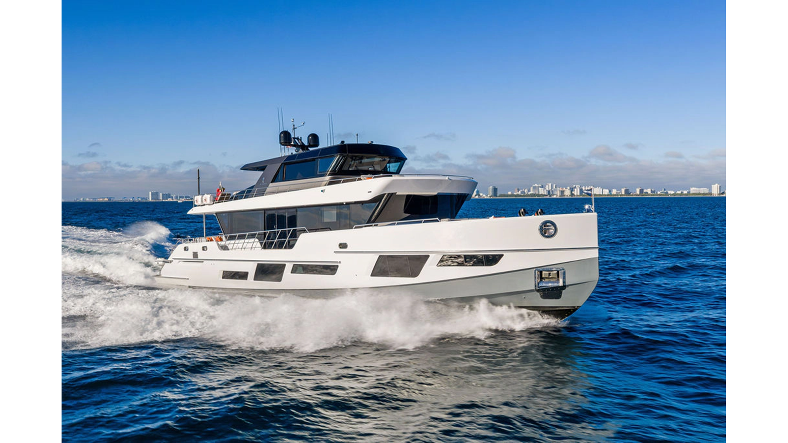 96-foot Cheoy LEE motor yacht Reunion for sale, lying Fort Lauderdale, Florida