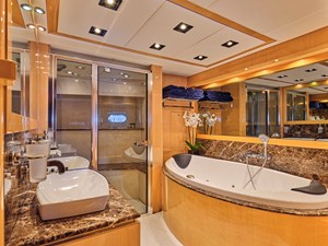 2009 SUNSEEKER 34 m Yacht - photo 26