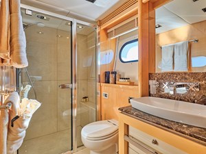 2009 SUNSEEKER 34 m Yacht - photo 29