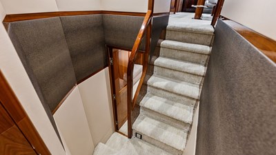 2017 VIKING 80 Convertible - photo 19