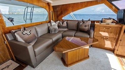 2017 VIKING 80 Convertible - photo 42