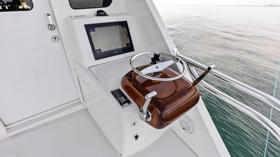 2017 VIKING 80 Convertible - photo 44