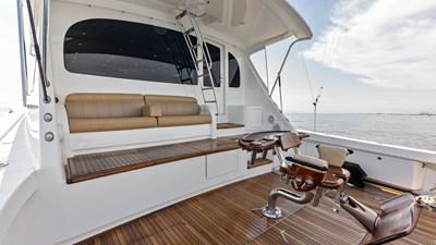 2017 VIKING 80 Convertible - photo 53
