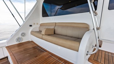 2017 VIKING 80 Convertible - photo 59