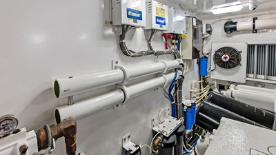 2017 VIKING 80 Convertible - photo 66