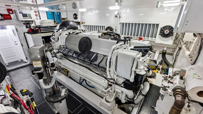 2017 VIKING 80 Convertible - photo 67