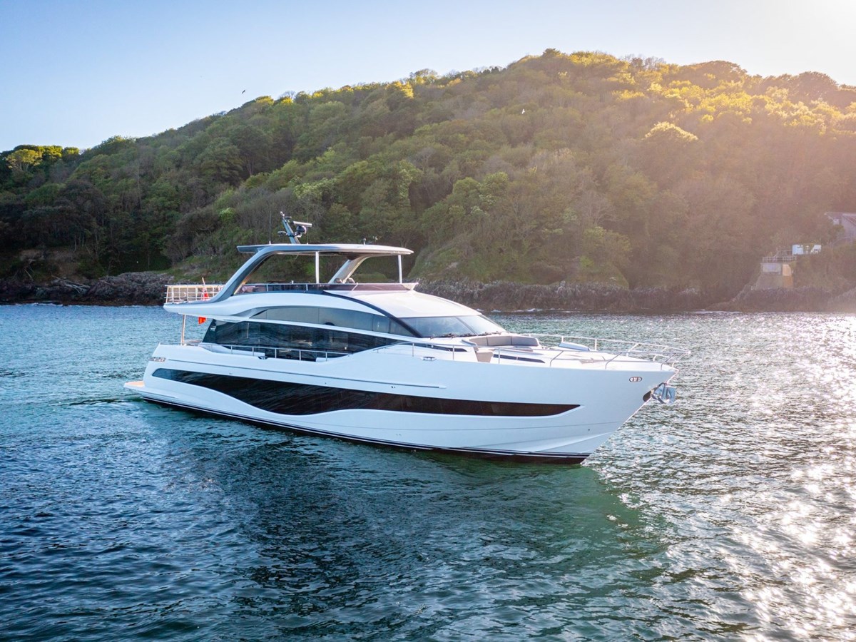 2020 PRINCESS YACHTS Flybridge