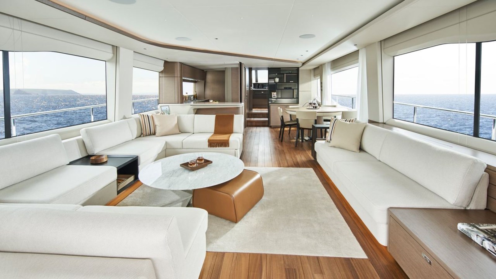 2020 PRINCESS YACHTS Flybridge — photograph 2