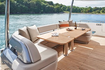 2020 PRINCESS YACHTS  - photo 2