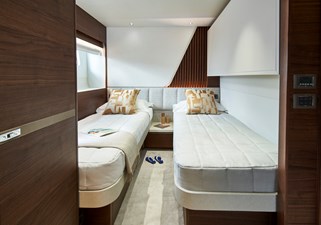 2020 PRINCESS YACHTS  - photo 7