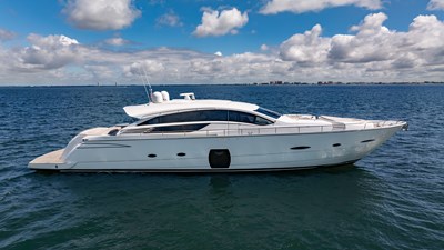 2010 PERSHING 80 - photo 9