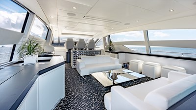2010 PERSHING 80 - photo 32