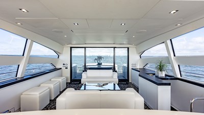 2010 PERSHING 80 - photo 34