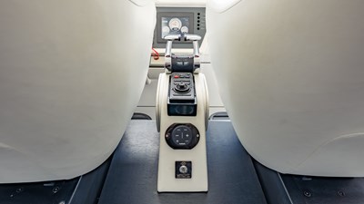 2010 PERSHING 80 - photo 43