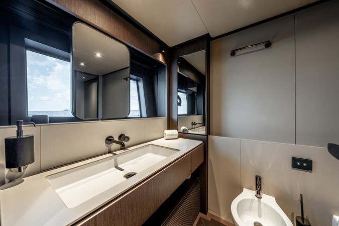 2026 FERRETTI YACHTS