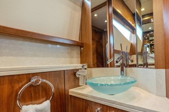 2004 SUNSEEKER 105 - photo 49