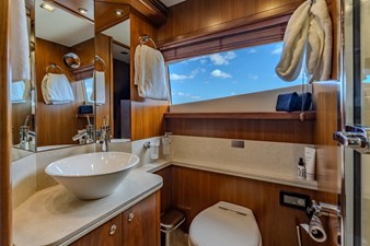 2004 SUNSEEKER 105 - photo 59