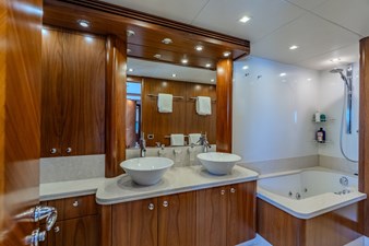 2004 SUNSEEKER 105 - photo 69