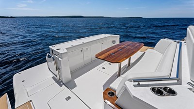 2025 TIARA YACHTS EX 60 - photo 6
