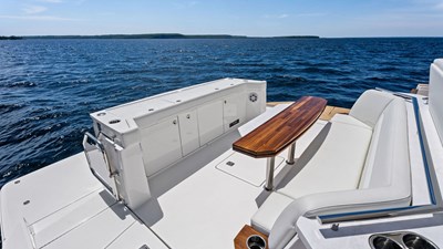 2025 TIARA YACHTS EX 60 - photo 18