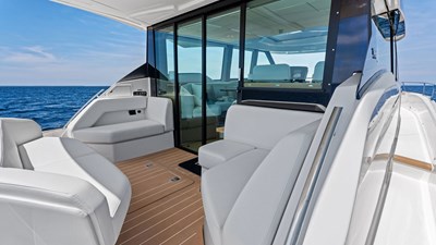 2025 TIARA YACHTS EX 60 - photo 19
