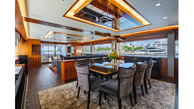 2022 HATTERAS Raised Pilothouse - photo 16