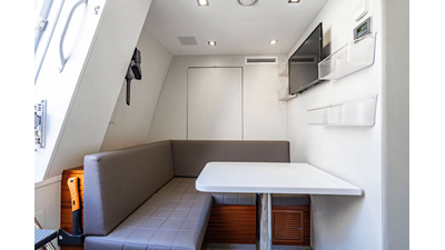 2022 HATTERAS Raised Pilothouse - photo 36