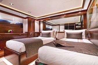 2017 NORDHAVN 96 - photo 38