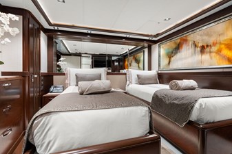 2017 NORDHAVN 96 - photo 77