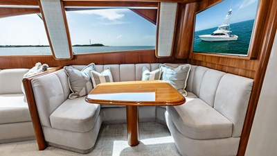 2018 VIKING 62 Convertible - photo 13