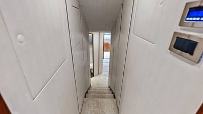 2018 VIKING 62 Convertible - photo 16