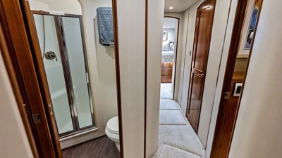 2018 VIKING 62 Convertible - photo 18