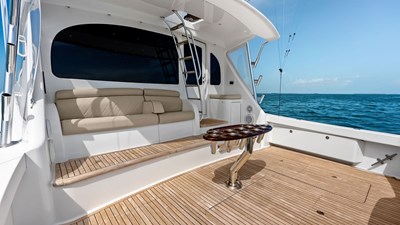 2018 VIKING 62 Convertible - photo 36