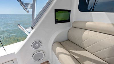 2018 VIKING 62 Convertible - photo 39