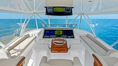 2018 VIKING 62 Convertible - photo 47