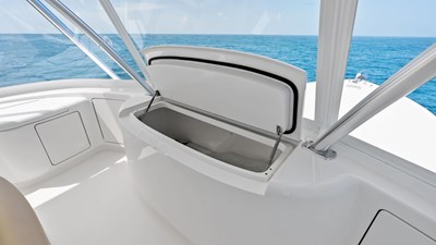 2018 VIKING 62 Convertible - photo 52