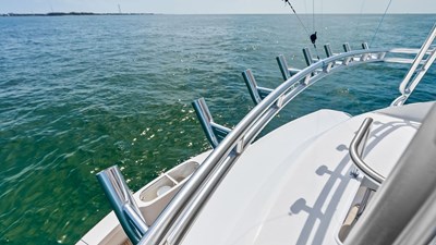 2018 VIKING 62 Convertible - photo 53