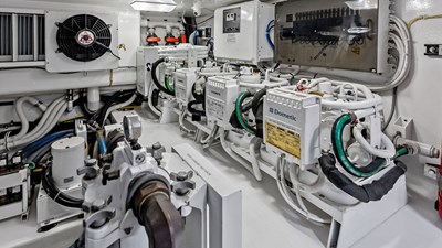 2018 VIKING 62 Convertible - photo 64