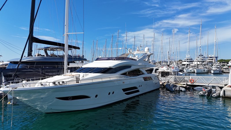 2009 DOMINATOR 780 S Deluxe