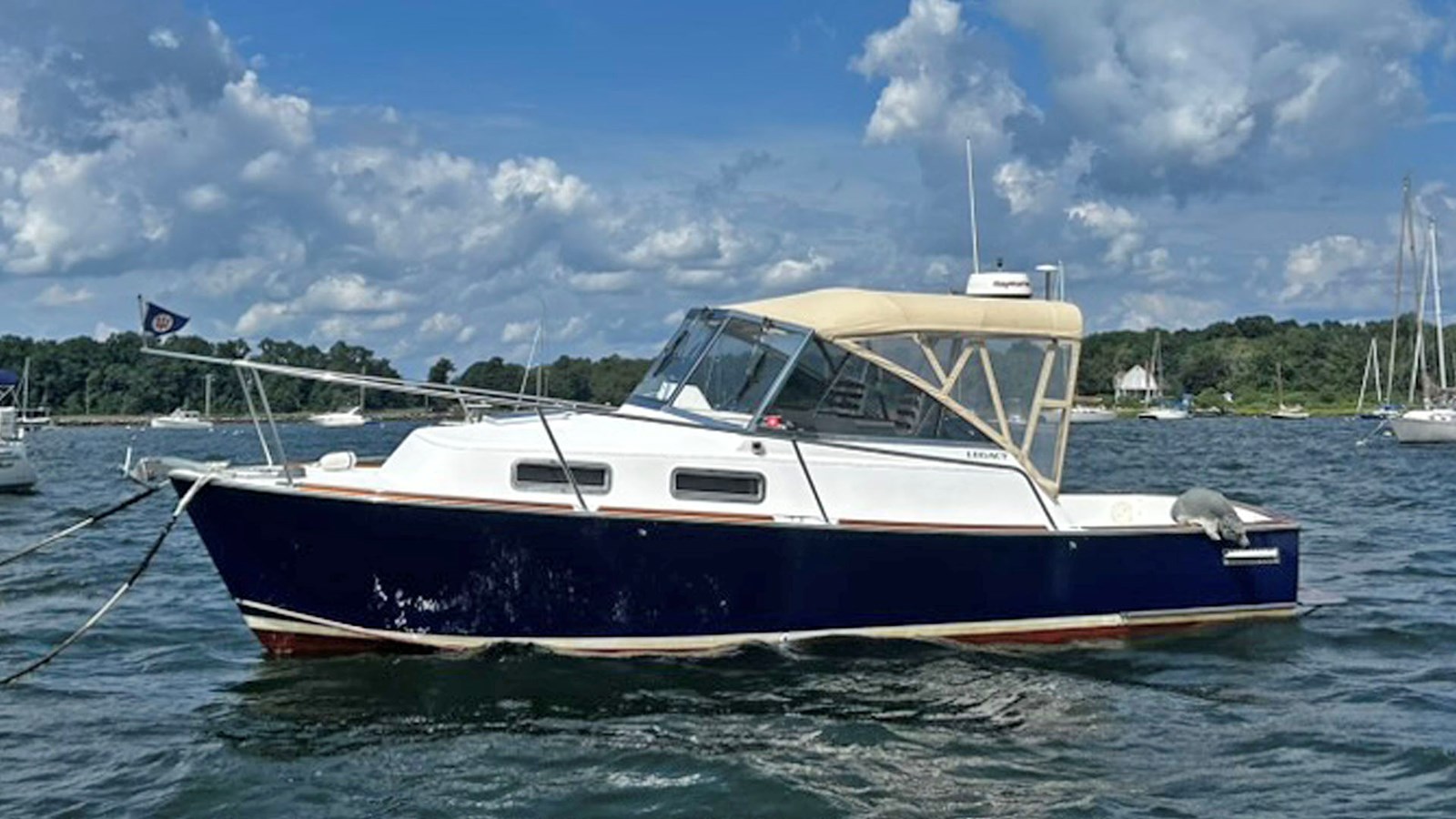 2000 LEGACY YACHTS 28 Express Cruiser