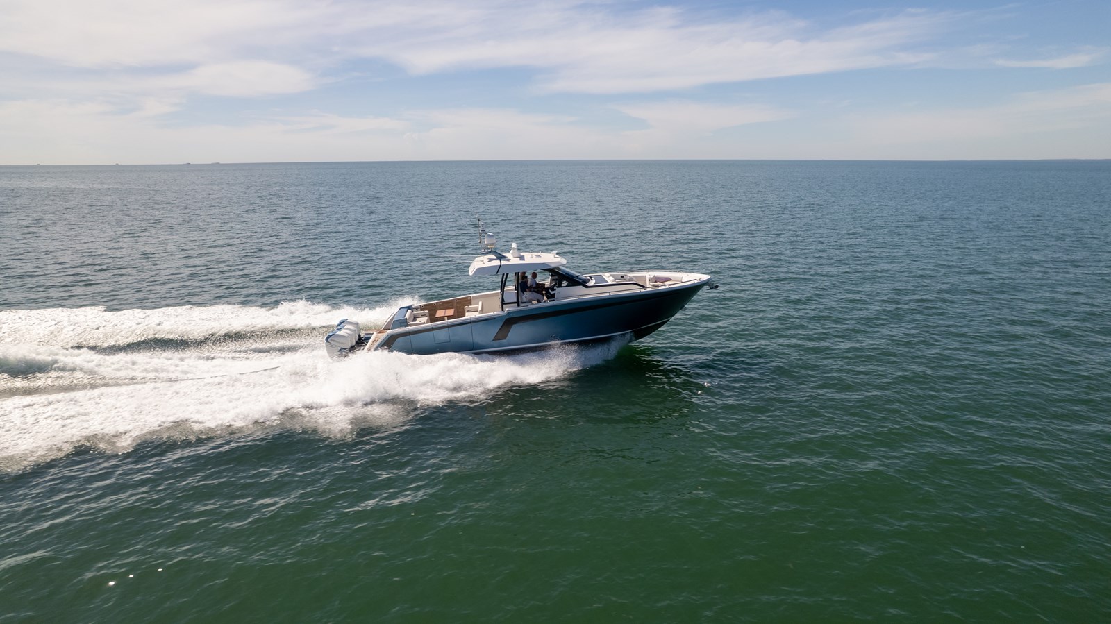 2020 OCEAN ALEXANDER 45 Divergence Sport — photograph 2