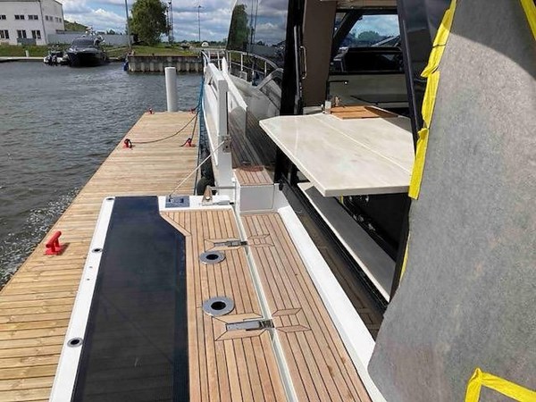 2022 GALEON YACHTS 640 FLY