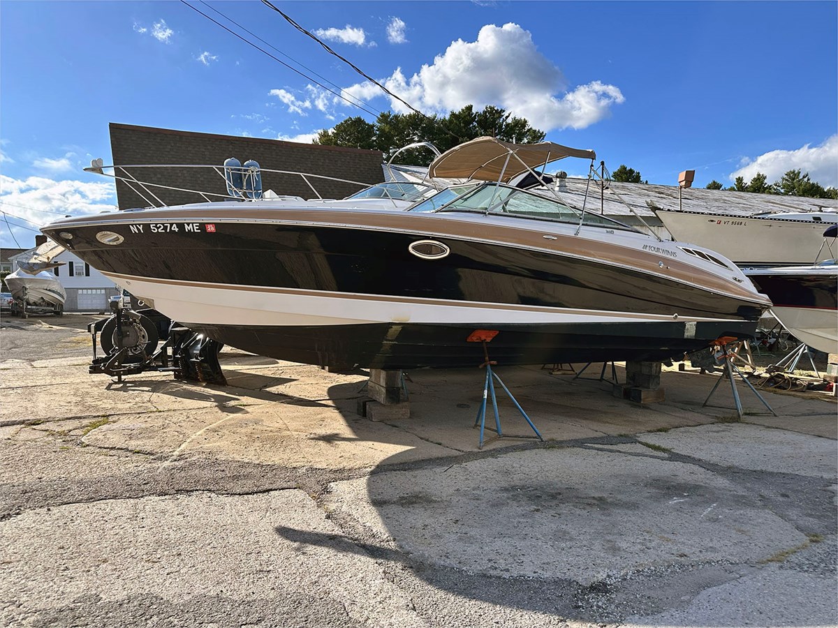 31' Four Winns 2008 H310 — 2008 Four Winns