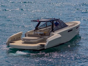 2023 EVO YACHTS R4 - photo 7